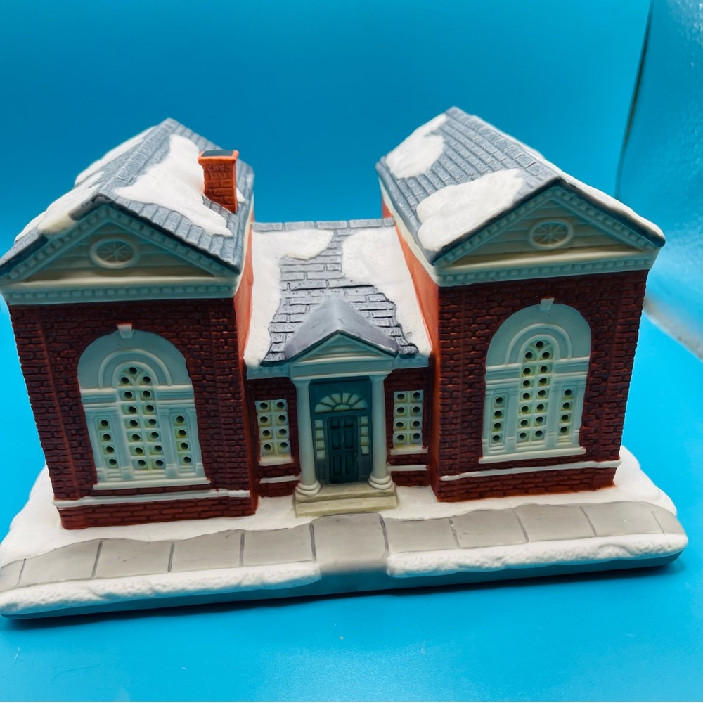 NIB Hawthorne Village “The Library”